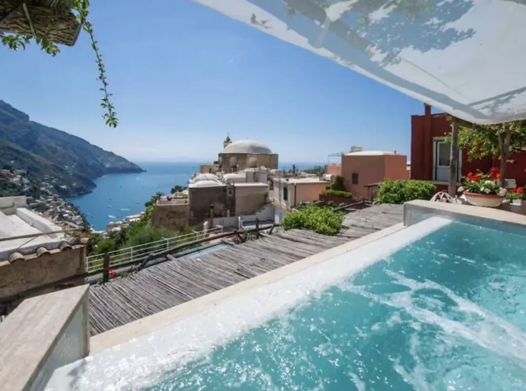 Positano luxury villa with infinity pool.